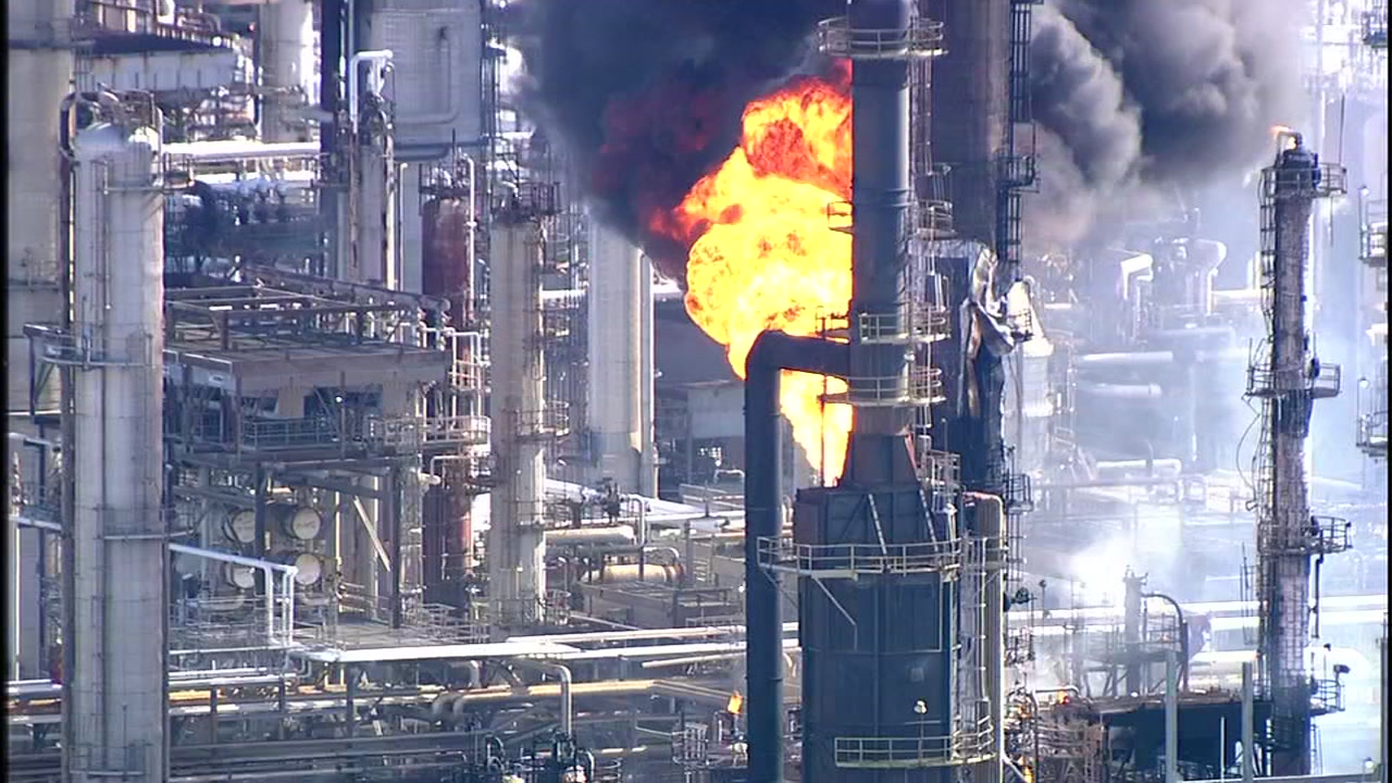 Valero McKee Refinery fire